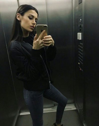 Mersin'in Müthiş Hatunu: Özgür Ruhlu ve Güzel Bayan Escort